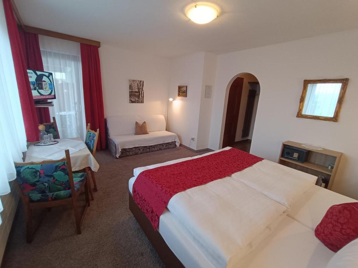 פוגן Gaestehaus Burgi מראה חיצוני תמונה