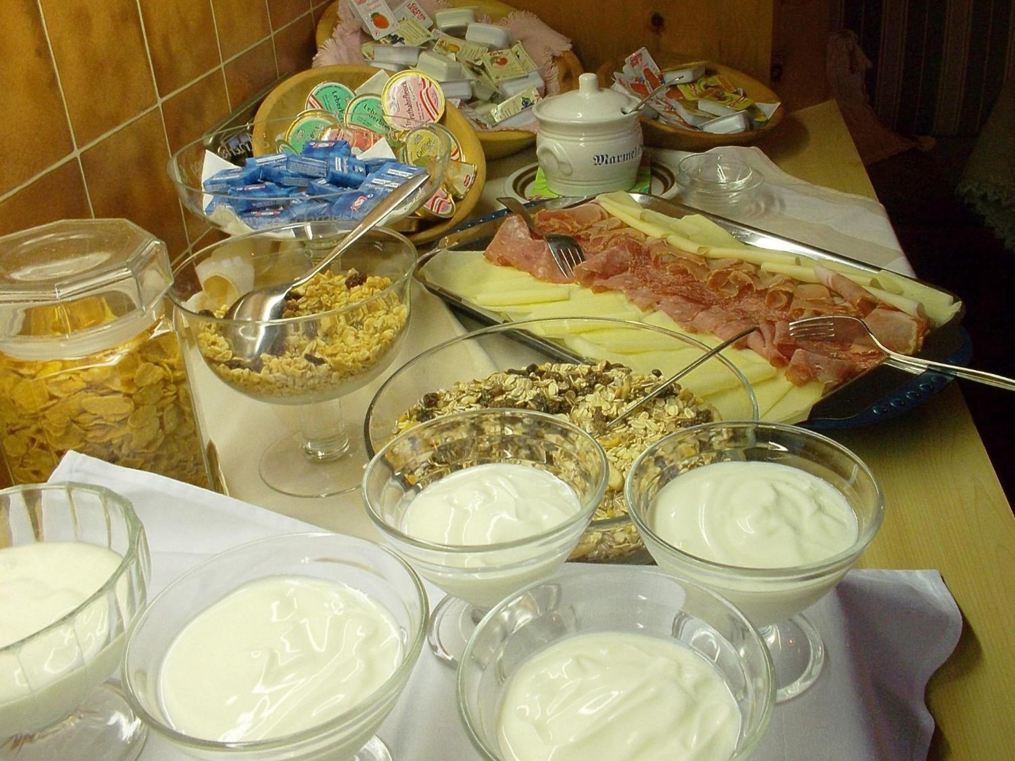 פוגן Gaestehaus Burgi מראה חיצוני תמונה